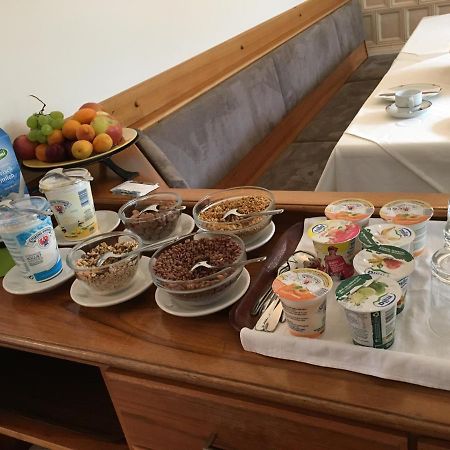 Garni Maria Otel Vahrn Dış mekan fotoğraf